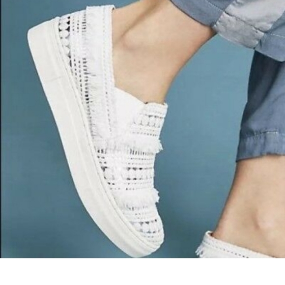 Seychelles Shoes - NWOT Seychelle slipon white &silver sneaker Sz 7.5